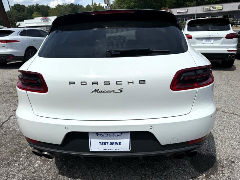 2015 Porsche Macan Image 6