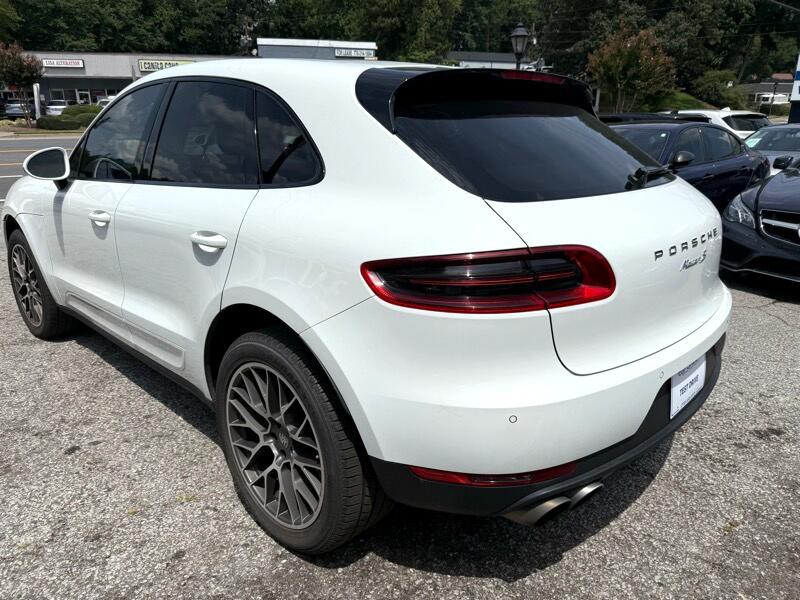 2015 Porsche Macan Image 7