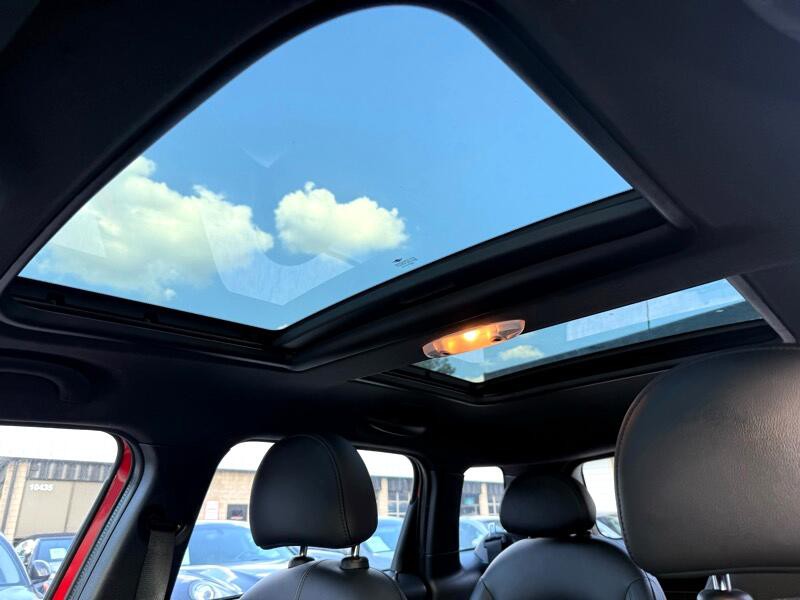2011 MINI Countryman Image 10