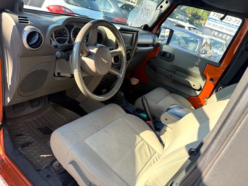 2010 Jeep Wrangler Image 14