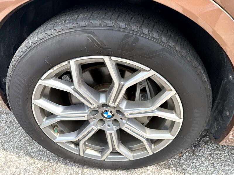 2019 BMW X7 Image 11