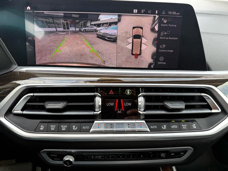 2019 BMW X7 Image 15