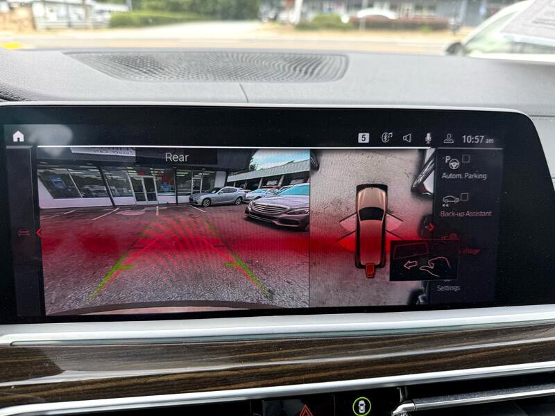 2019 BMW X7 Image 18