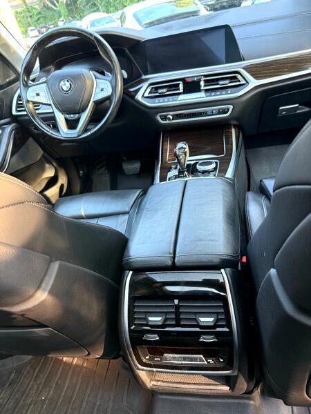 2019 BMW X7 Image 39