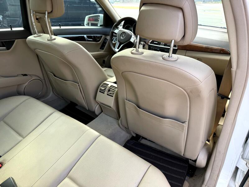 2013 Mercedes-Benz C-Class Image 22