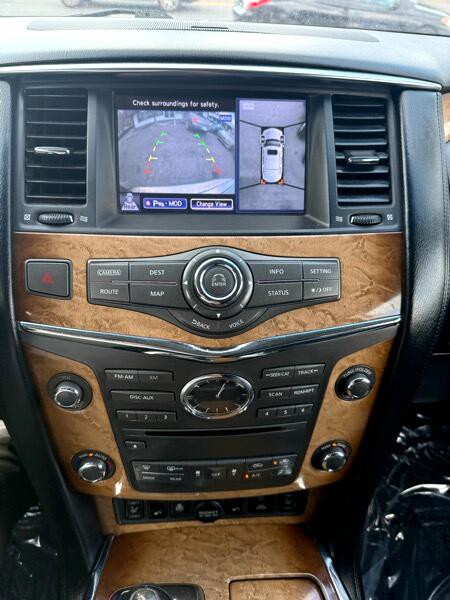 2014 INFINITI QX80 Image 15