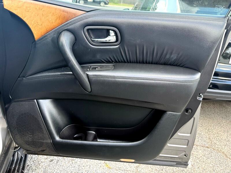 2014 INFINITI QX80 Image 25