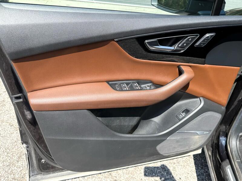 2017 Audi Q7 Image 12