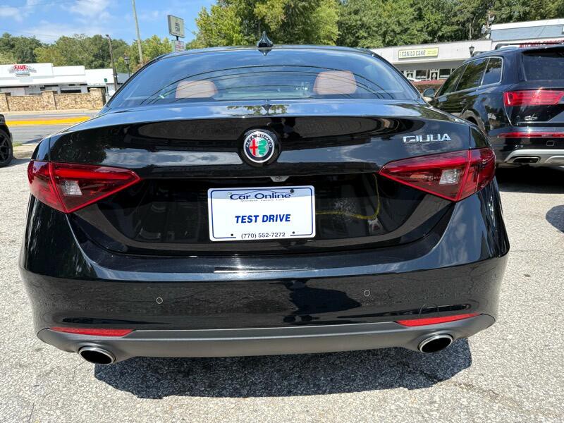 2018 Alfa Romeo Giulia Image 7