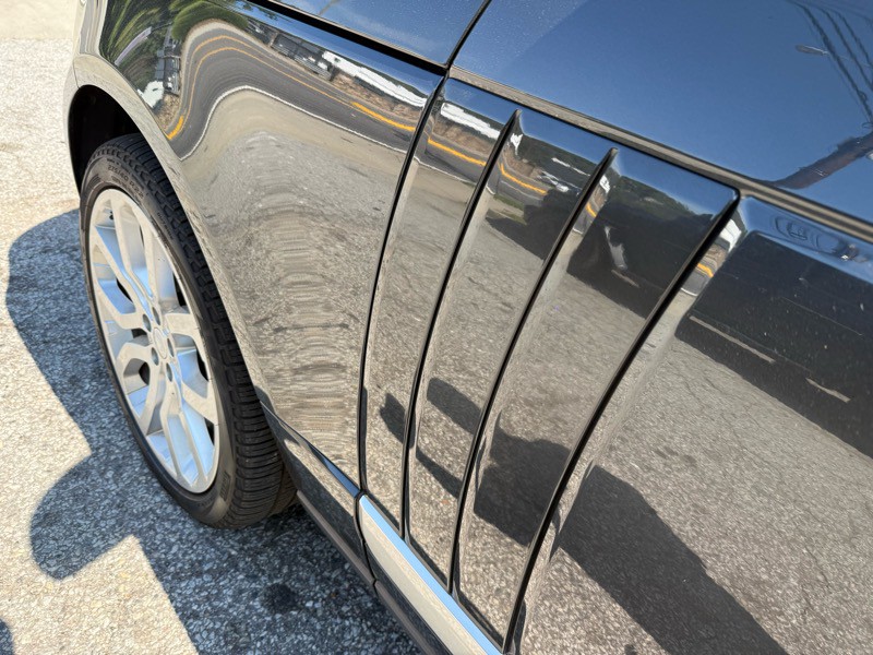 2016 Land Rover Range Rover Image 17