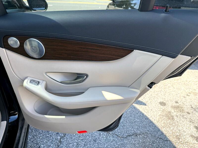 2020 Mercedes-Benz GLC-Class Image 23