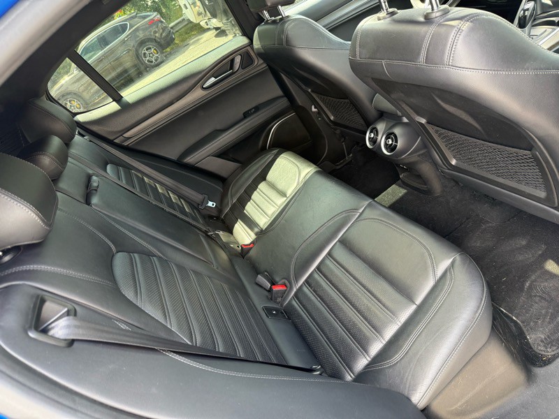 2018 Alfa Romeo Stelvio Image 26