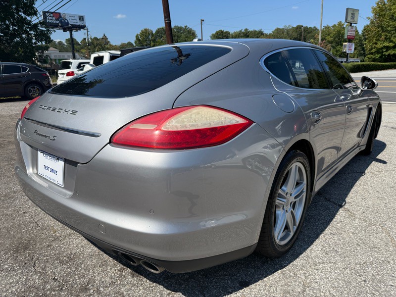 2010 Porsche Panamera Image 5