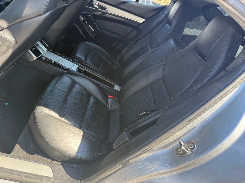 2010 Porsche Panamera Image 18