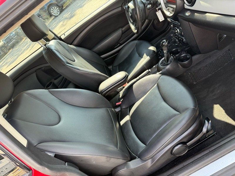 2013 MINI Cooper Clubman Image 20