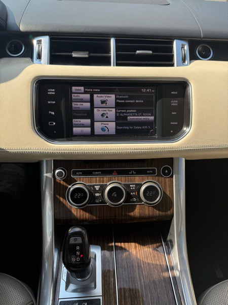 2014 Land Rover Range Rover Sport Image 11