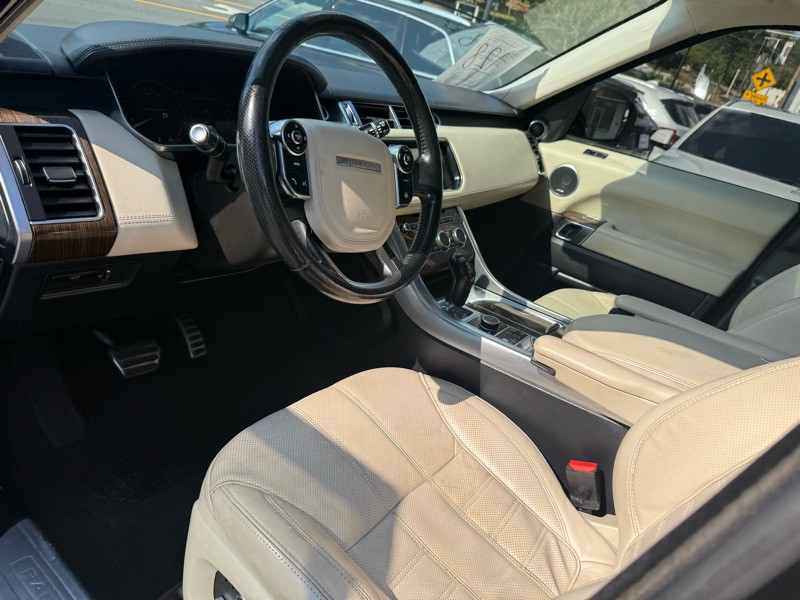 2014 Land Rover Range Rover Sport Image 16