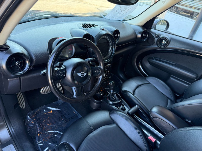 2015 MINI Countryman Image 15