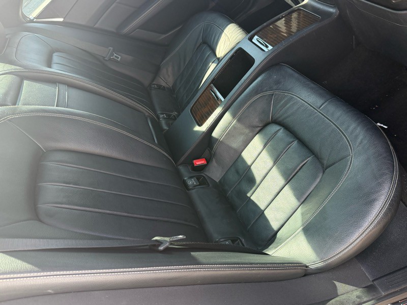 2013 Mercedes-Benz CLS-Class Image 31
