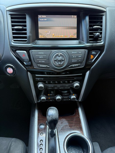 2013 Nissan Pathfinder Image 9