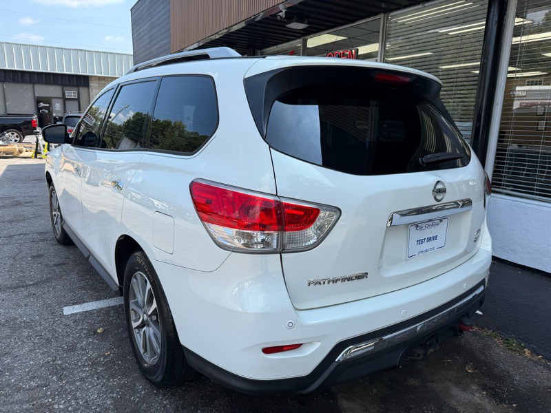 2013 Nissan Pathfinder Image 13