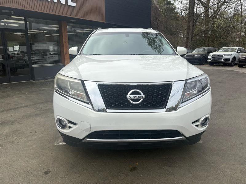 2013 Nissan Pathfinder Image 2