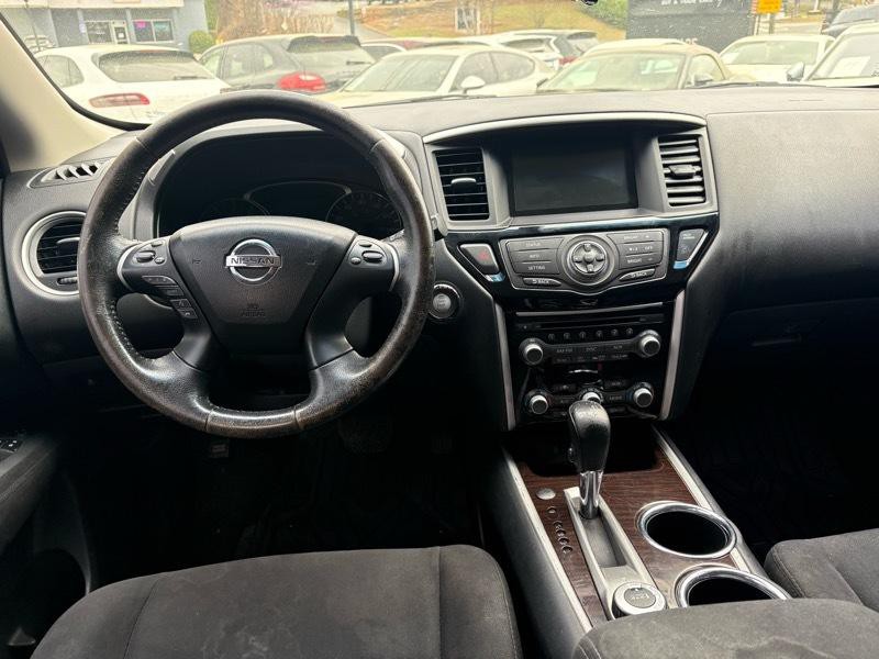 2013 Nissan Pathfinder Image 10