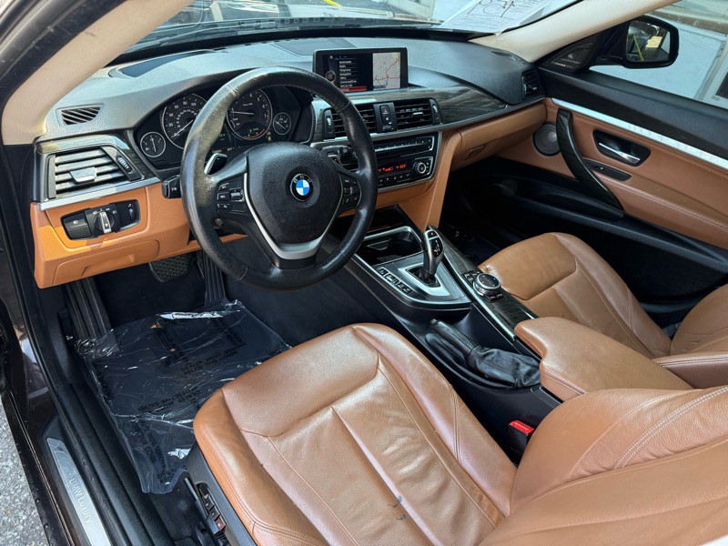 2014 BMW 3 Series Image 15