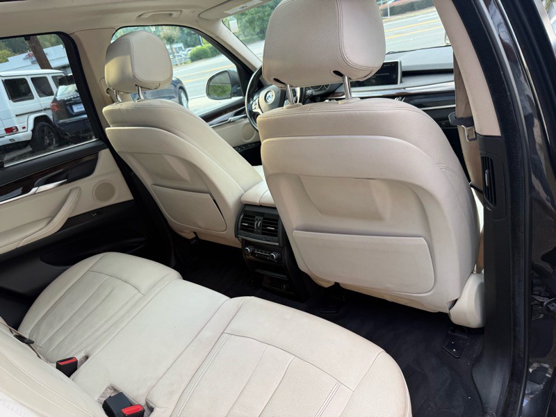 2015 BMW X5 Image 24