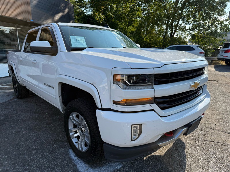 2018 Chevrolet Silverado 1500 Image 2