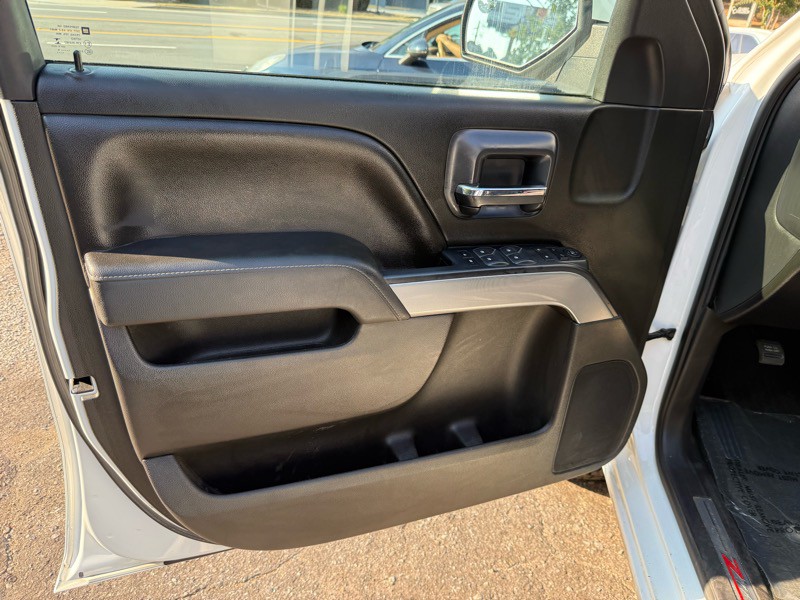 2018 Chevrolet Silverado 1500 Image 12