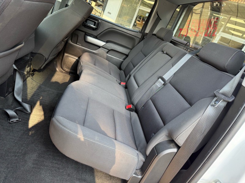 2018 Chevrolet Silverado 1500 Image 17