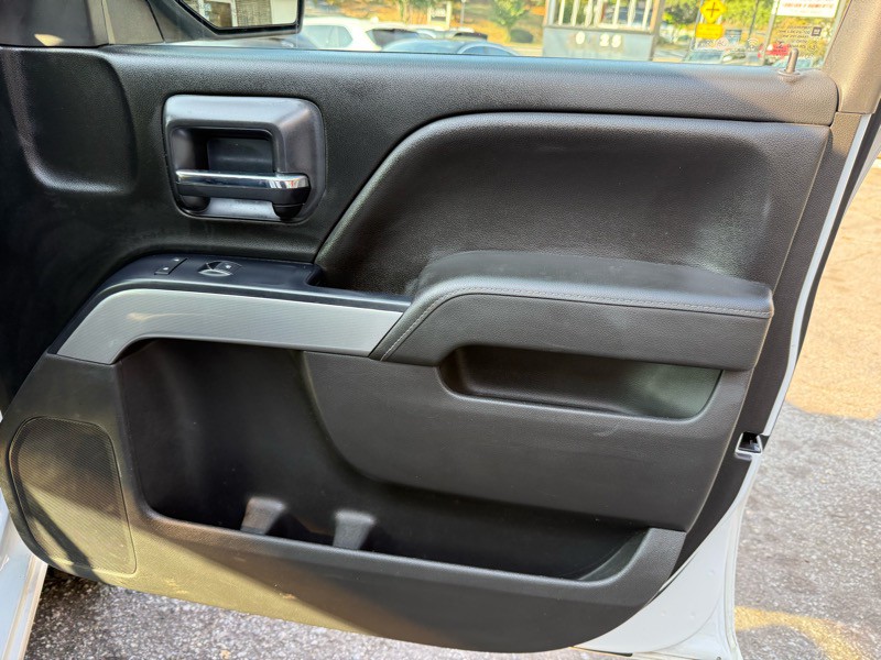 2018 Chevrolet Silverado 1500 Image 19