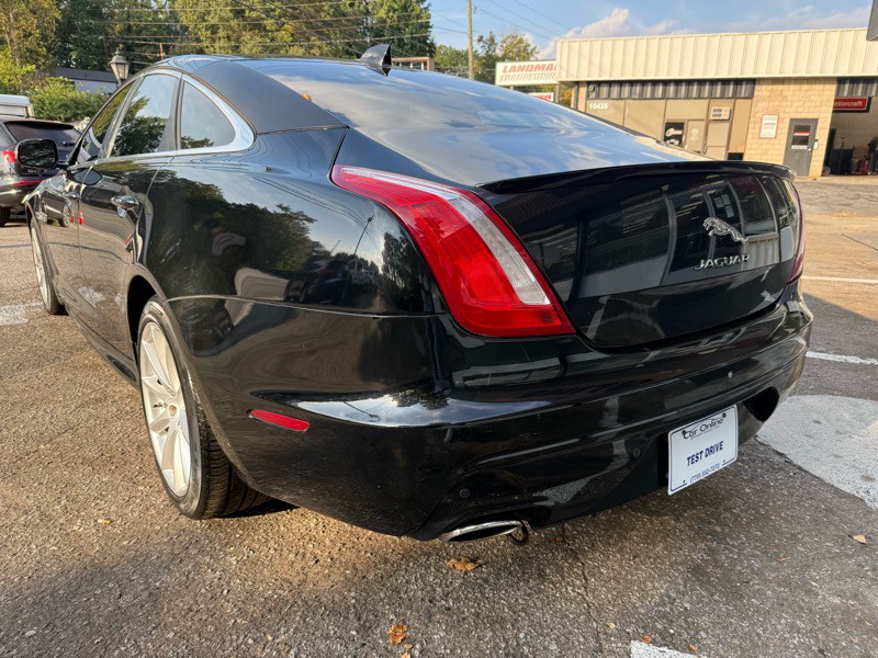2016 Jaguar XJ Image 7