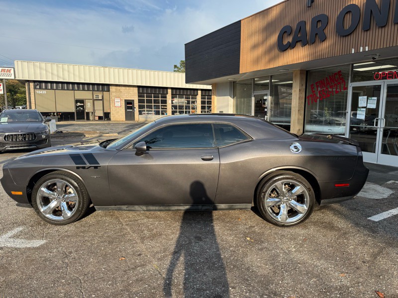 2014 Dodge Challenger Image 11