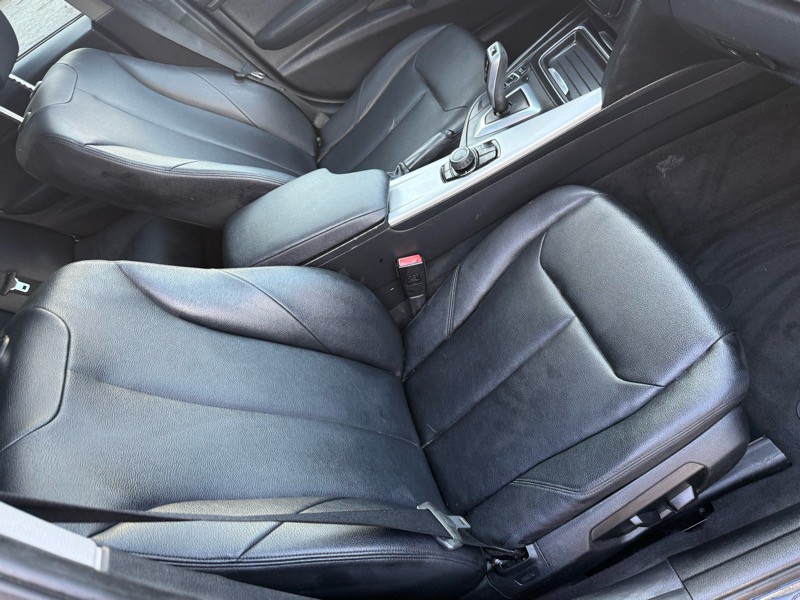 2013 BMW 3 Series Image 20