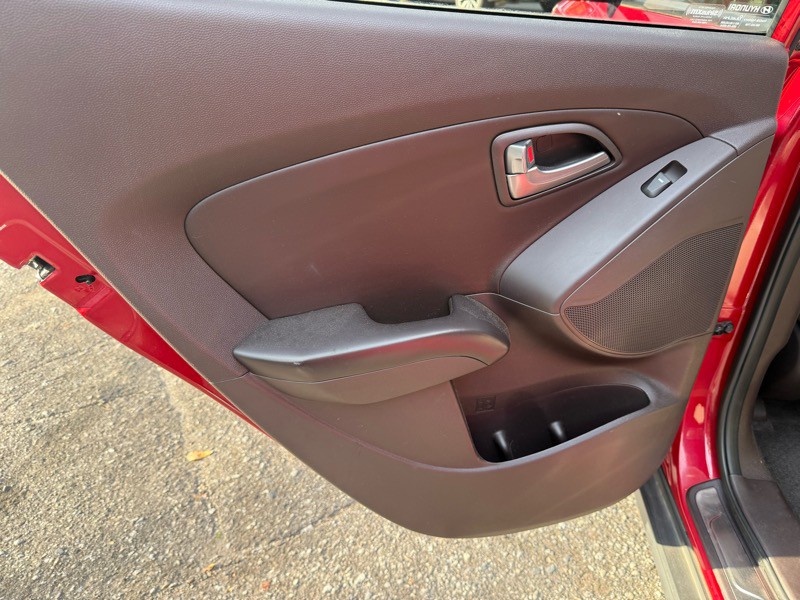 2014 Hyundai Tucson Image 17