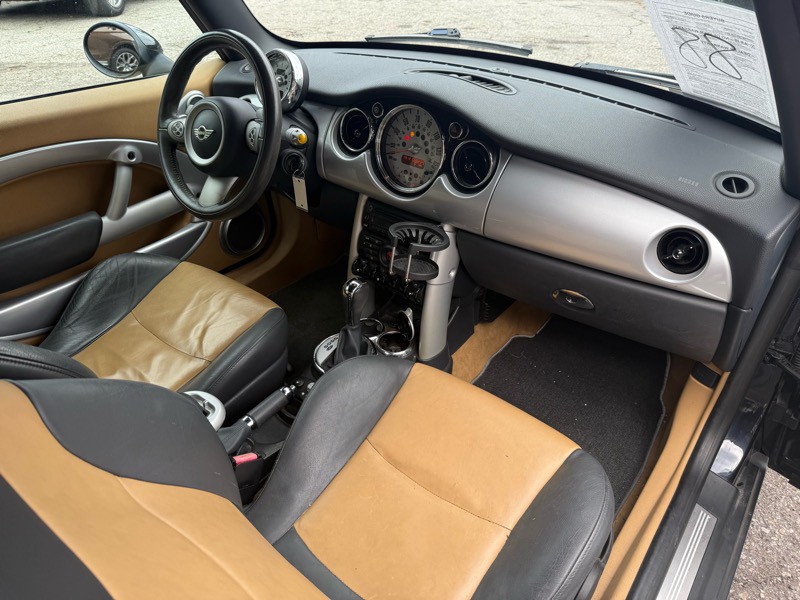 2008 MINI Cooper Image 14