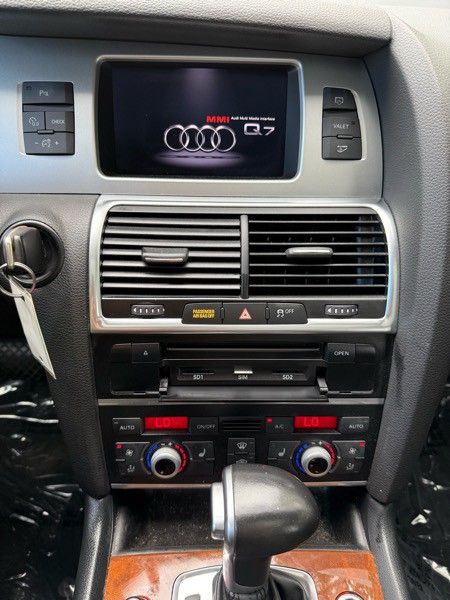 2014 Audi Q7 Image 12