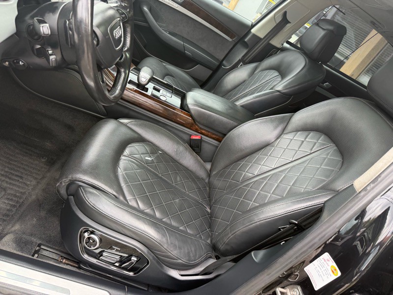 2014 Audi A8 Image 17