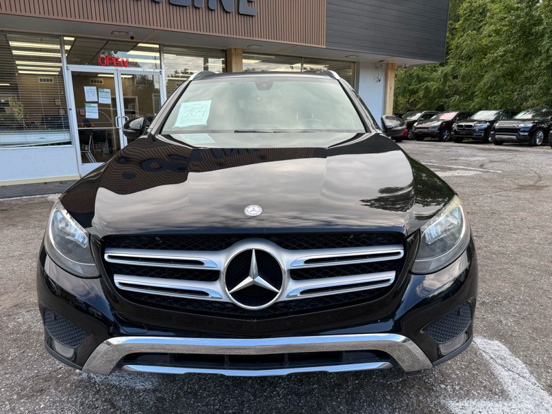 2017 Mercedes-Benz GLC-Class Image 2