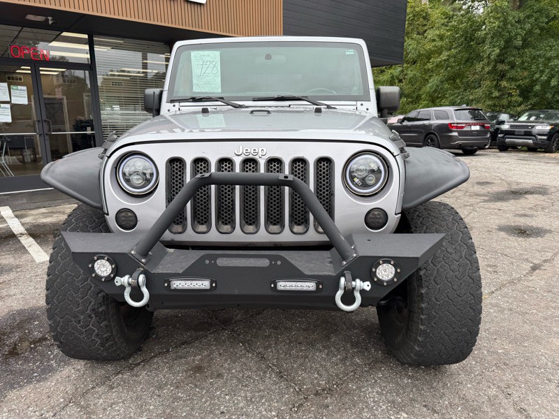 2013 Jeep Wrangler Image 2