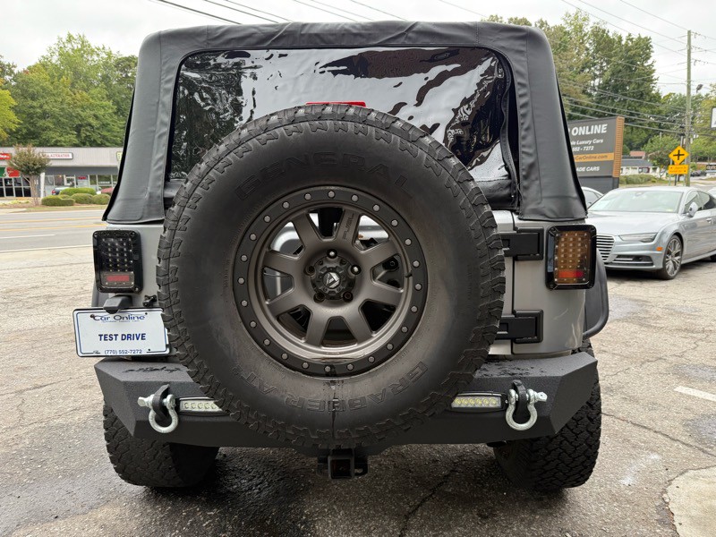 2013 Jeep Wrangler Image 8