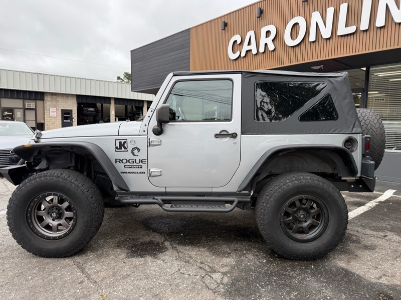 2013 Jeep Wrangler Image 11