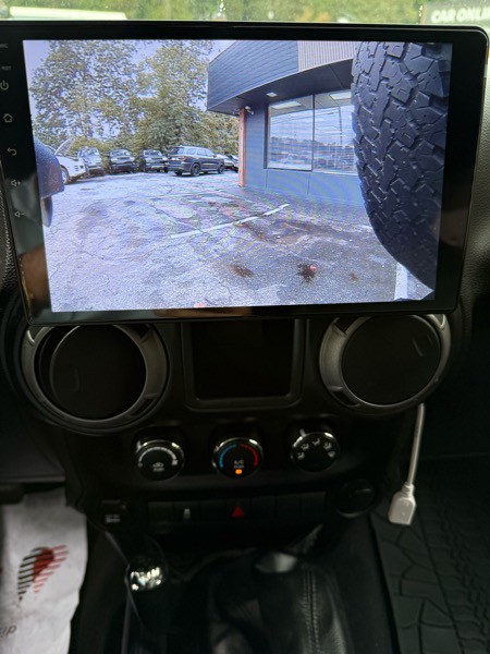 2013 Jeep Wrangler Image 12