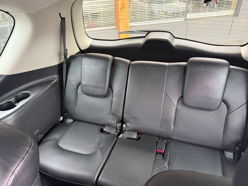2017 INFINITI QX80 Image 22