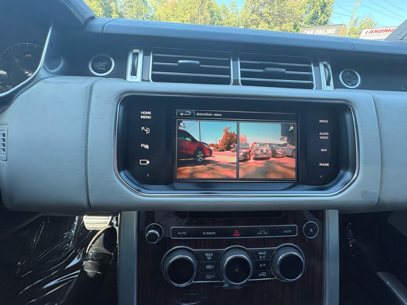 2015 Land Rover Range Rover Image 13