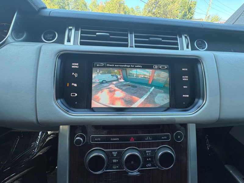 2015 Land Rover Range Rover Image 15