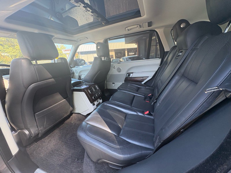 2015 Land Rover Range Rover Image 39