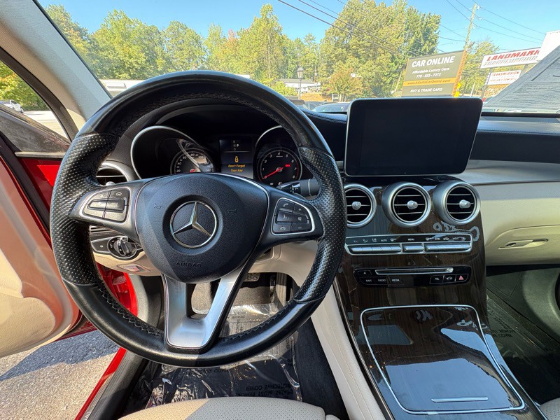 2017 Mercedes-Benz GLC-Class Image 14
